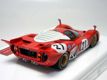 Load image into Gallery viewer, Montegrosso by Tameo - MTG003 - Ferrari 512S - Sebring 1970