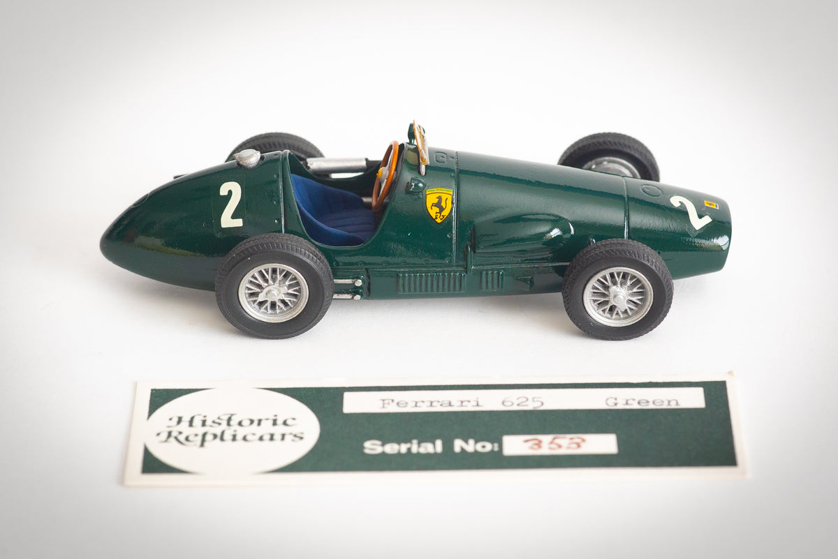 Modellino auto formula 1 F1 scala 1:18 CMR Classic Model Replicars FERRARI 500 F2 A.ASCARI 1952