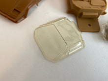 Load image into Gallery viewer, Record - 1984 Lamborghini Countach - 1/43 Resin Model Kit