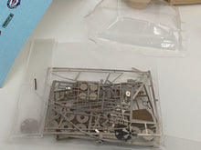 Load image into Gallery viewer, Robustelli - 1973 Porsche Carrera RSR - 1000km Dijon - 1/43 Resin Kit