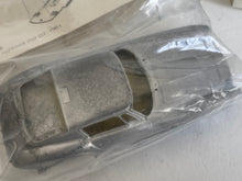Load image into Gallery viewer, FDS  - 1/43 1961 Ferrari 250 GT SWB Tour de France Metal Kit