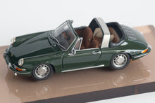 Load image into Gallery viewer, AMR  - 1/43 1967 Porsche 911 Targa Soft Window