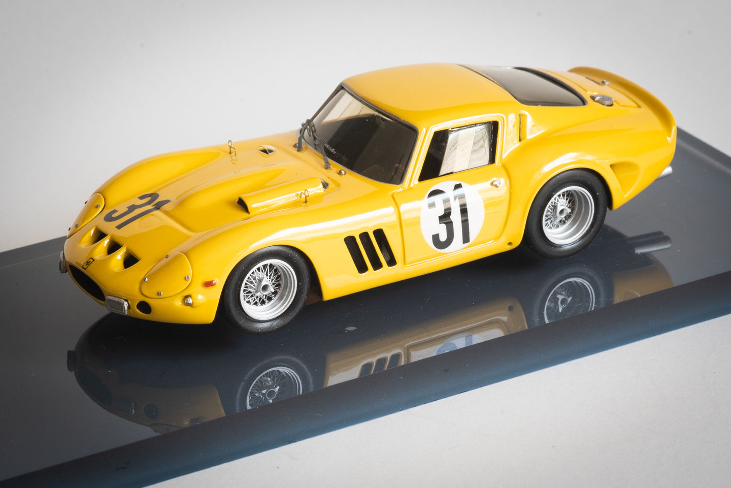 AMR Built Model - 1/43 Ferrari 250 GTO #31 1965 Spa – Vintage43